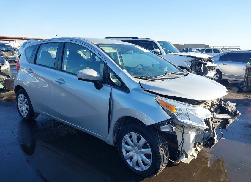 2015 Nissan Versa NOTE S (SR)/S PLUS/SL/SR/SV (VIN 3N1CE2CP2FL405424) main photo