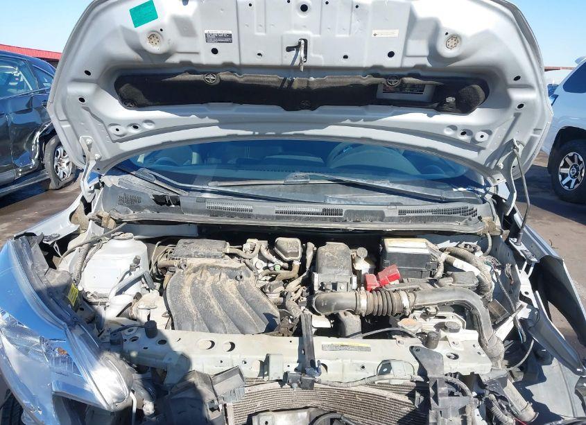 Photo 10 of 2015 Nissan Versa NOTE S (SR)/S PLUS/SL/SR/SV (VIN 3N1CE2CP2FL405424)