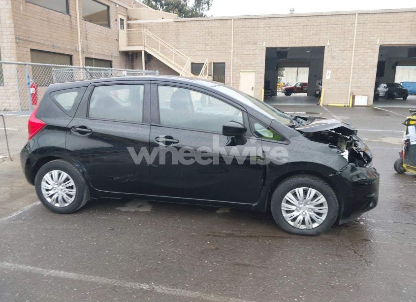 Photo 13 of 2015 Nissan Versa NOTE S (SR)/S PLUS/SL/SR/SV (VIN 3N1CE2CP2FL407383)