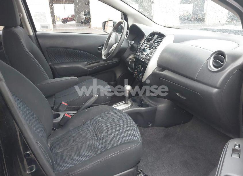 Photo 5 of 2015 Nissan Versa NOTE S (SR)/S PLUS/SL/SR/SV (VIN 3N1CE2CP2FL407383)