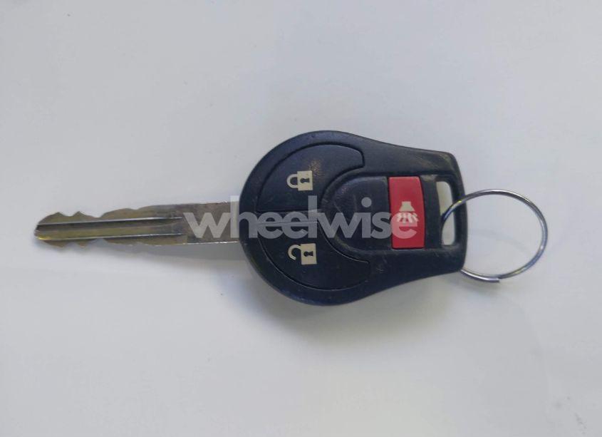 Photo 11 of 2015 Nissan Versa NOTE SV (VIN 3N1CE2CP2FL411658)