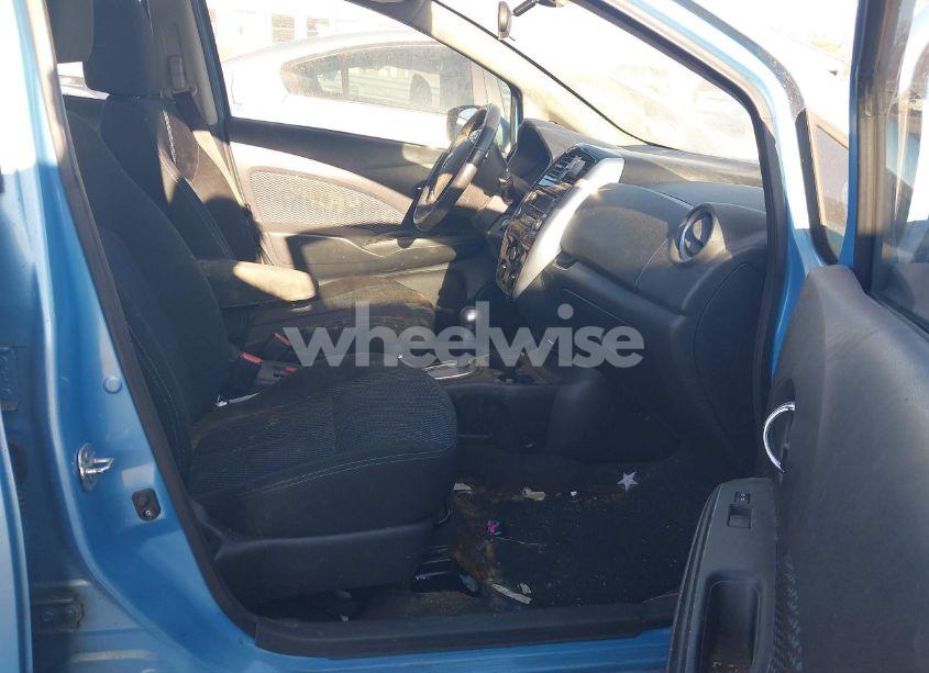 Photo 5 of 2015 Nissan Versa NOTE SV (VIN 3N1CE2CP2FL411658)