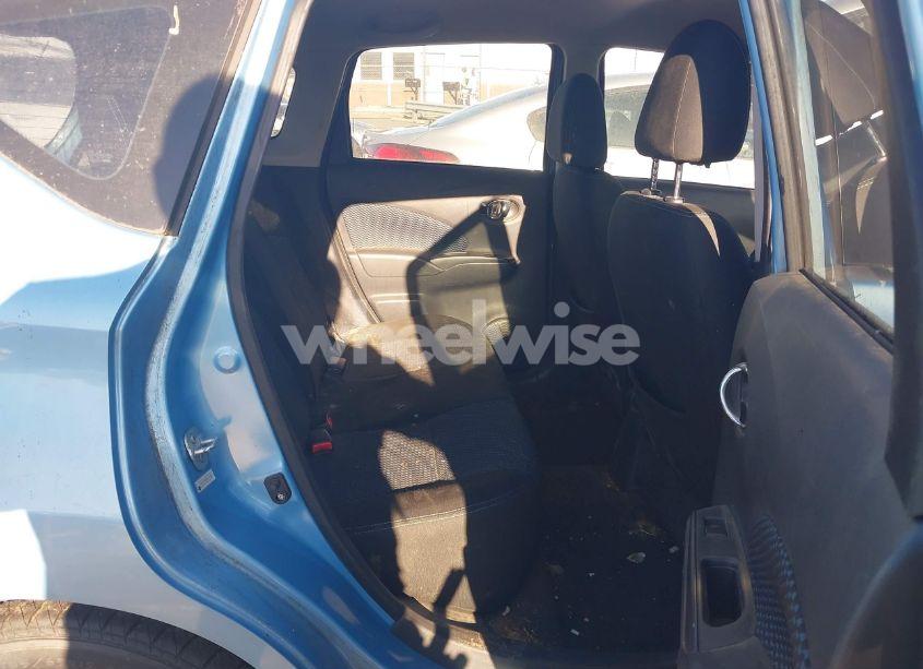 Photo 8 of 2015 Nissan Versa NOTE SV (VIN 3N1CE2CP2FL411658)