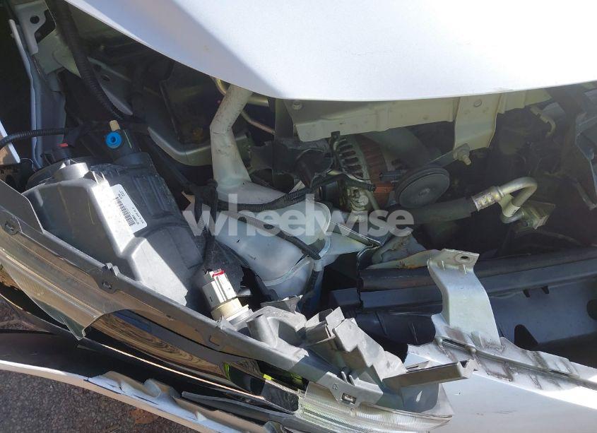 Photo 13 of 2015 Nissan Versa NOTE S (SR)/S PLUS/SL/SR/SV (VIN 3N1CE2CP2FL412275)