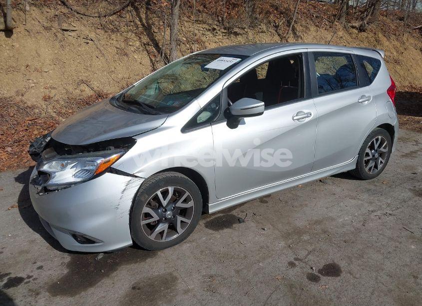 Photo 2 of 2015 Nissan Versa NOTE S (SR)/S PLUS/SL/SR/SV (VIN 3N1CE2CP2FL412275)