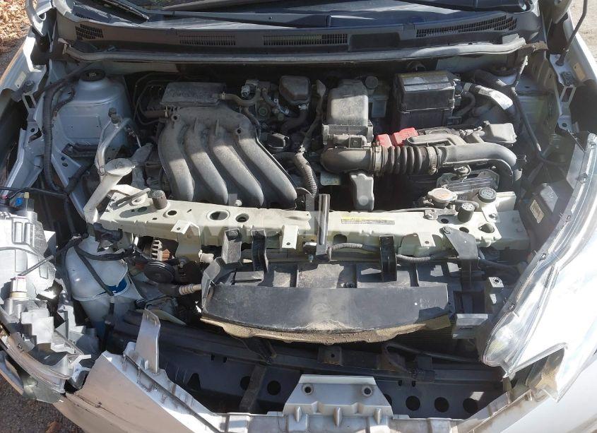 Photo 9 of 2015 Nissan Versa NOTE S (SR)/S PLUS/SL/SR/SV (VIN 3N1CE2CP2FL412275)