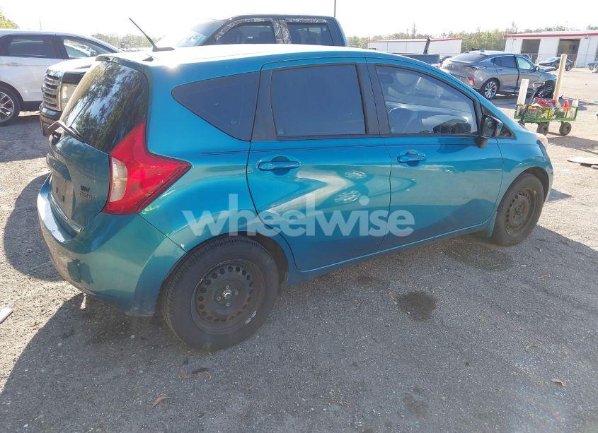 Photo 4 of 2015 Nissan Versa NOTE SV (VIN 3N1CE2CP2FL435801)