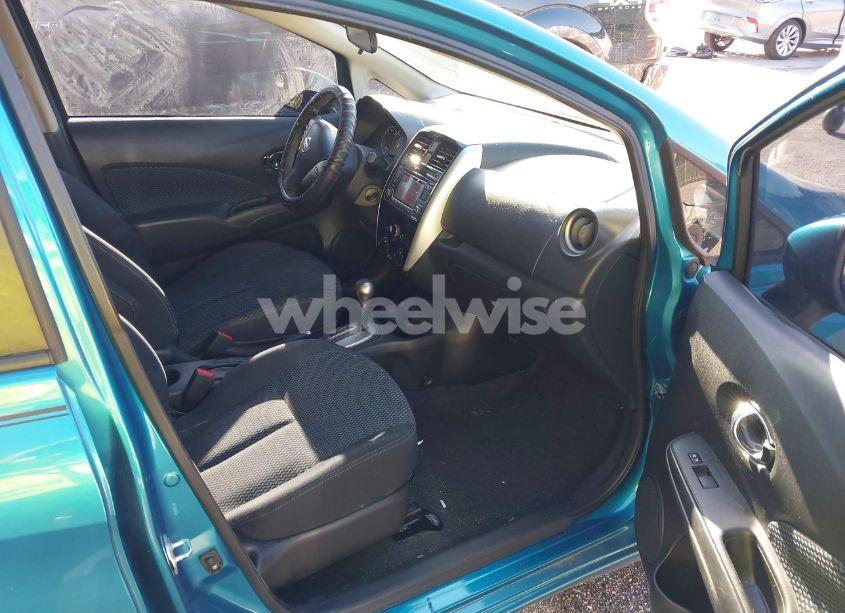 Photo 5 of 2015 Nissan Versa NOTE SV (VIN 3N1CE2CP2FL435801)