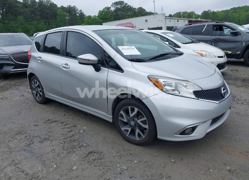 2015 Nissan Versa NOTE SR (VIN 3N1CE2CP2FL442991) main photo