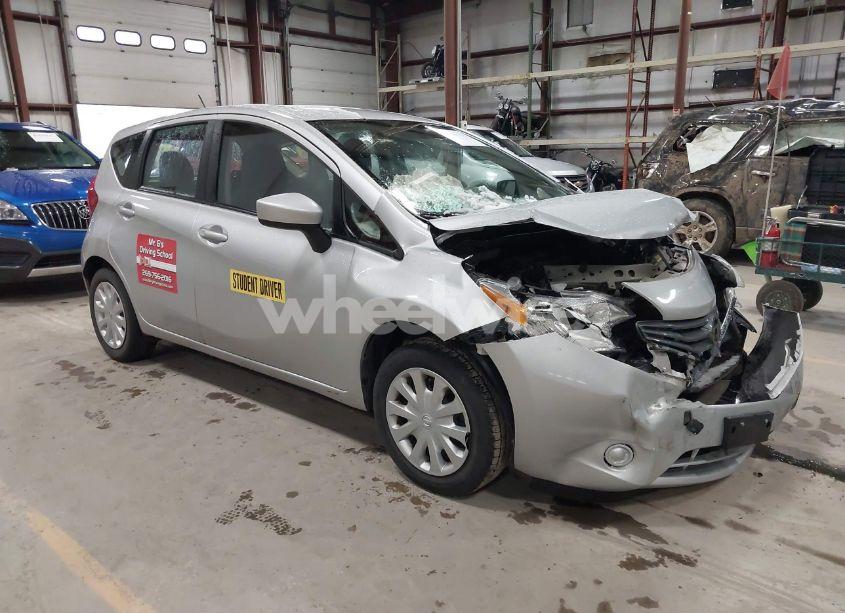 2016 Nissan Versa NOTE S (SR)/S PLUS/SL/SR/SV (VIN 3N1CE2CP2GL361023) main photo