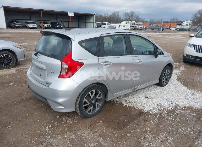 Photo 4 of 2016 Nissan Versa NOTE SR (VIN 3N1CE2CP2GL370644)