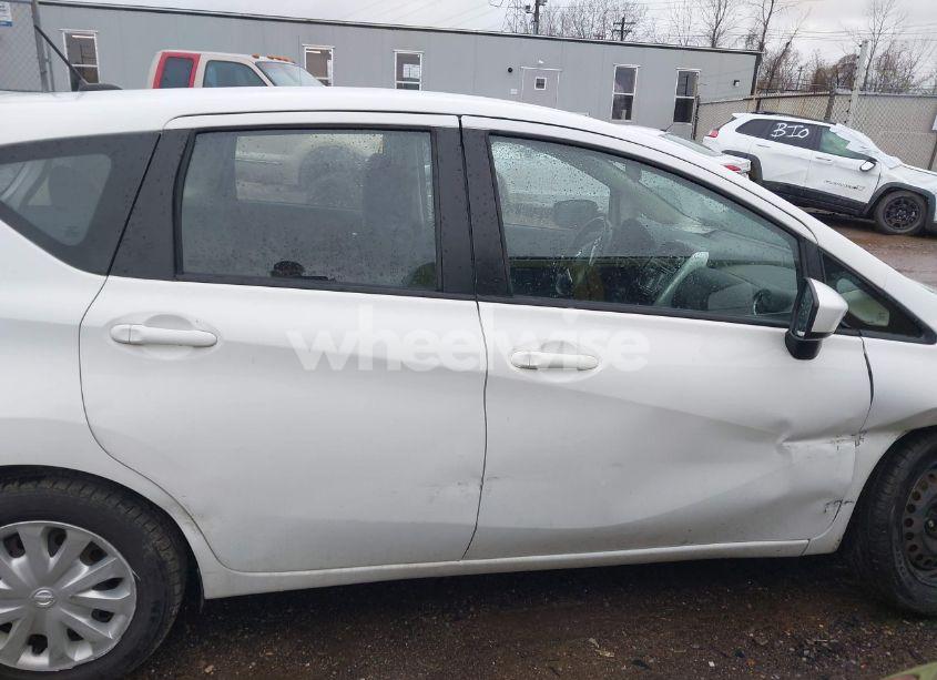 Photo 13 of 2016 Nissan Versa NOTE S (SR)/S PLUS/SL/SR/SV (VIN 3N1CE2CP2GL380753)