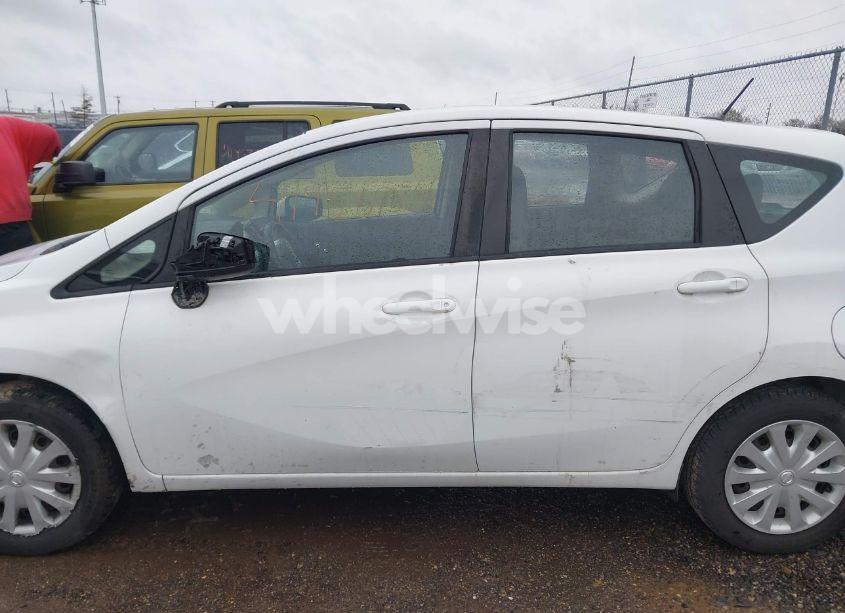 Photo 14 of 2016 Nissan Versa NOTE S (SR)/S PLUS/SL/SR/SV (VIN 3N1CE2CP2GL380753)