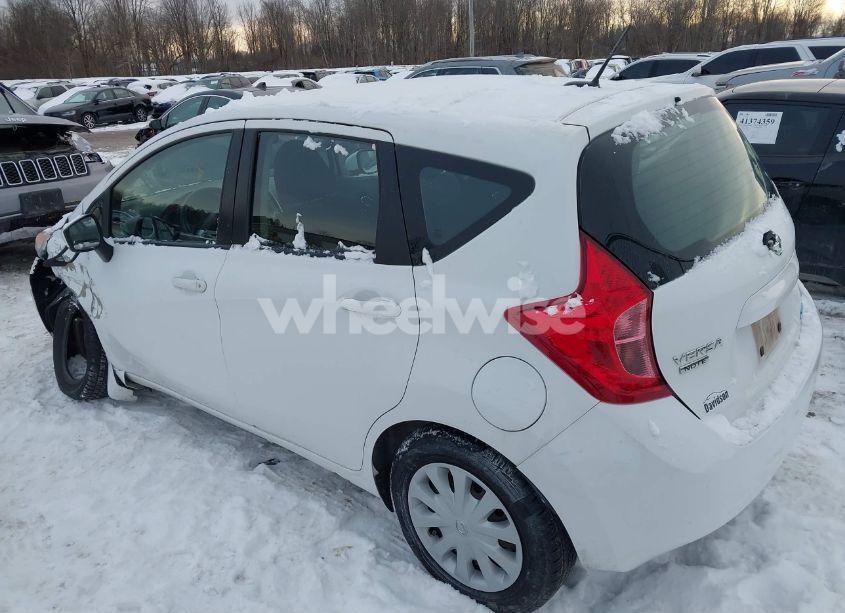 Photo 3 of 2016 Nissan Versa NOTE SV (VIN 3N1CE2CP2GL388089)