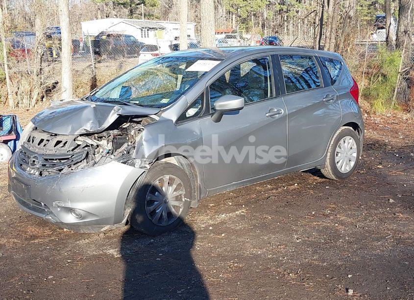 Photo 2 of 2015 Nissan Versa NOTE SV (VIN 3N1CE2CP3FL359666)