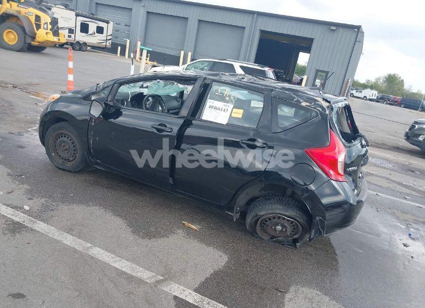 Photo 3 of 2015 Nissan Versa NOTE SV (VIN 3N1CE2CP3FL365113)
