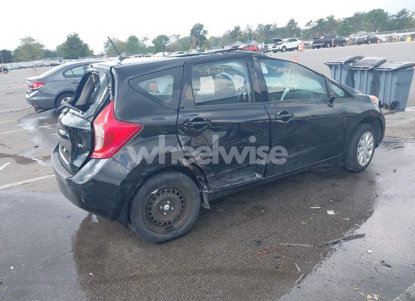 Photo 4 of 2015 Nissan Versa NOTE SV (VIN 3N1CE2CP3FL365113)