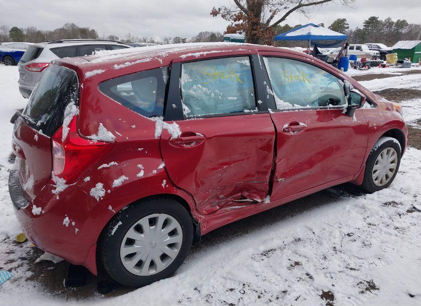Photo 4 of 2015 Nissan Versa NOTE S (SR) (VIN 3N1CE2CP3FL368562)