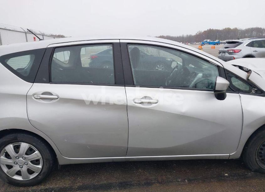 Photo 13 of 2015 Nissan Versa NOTE S (SR)/S PLUS/SL/SR/SV (VIN 3N1CE2CP3FL369033)