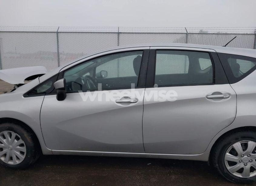 Photo 14 of 2015 Nissan Versa NOTE S (SR)/S PLUS/SL/SR/SV (VIN 3N1CE2CP3FL369033)