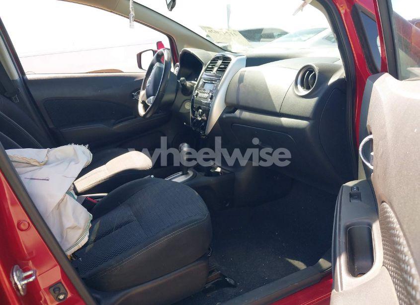 Photo 5 of 2015 Nissan Versa NOTE S (SR)/S PLUS/SL/SR/SV (VIN 3N1CE2CP3FL371431)