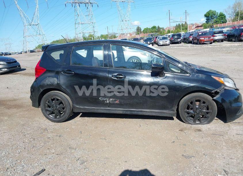 Photo 14 of 2015 Nissan Versa NOTE SR (VIN 3N1CE2CP3FL386530)