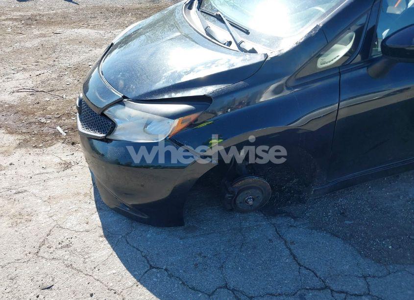 Photo 6 of 2015 Nissan Versa NOTE SR (VIN 3N1CE2CP3FL386530)