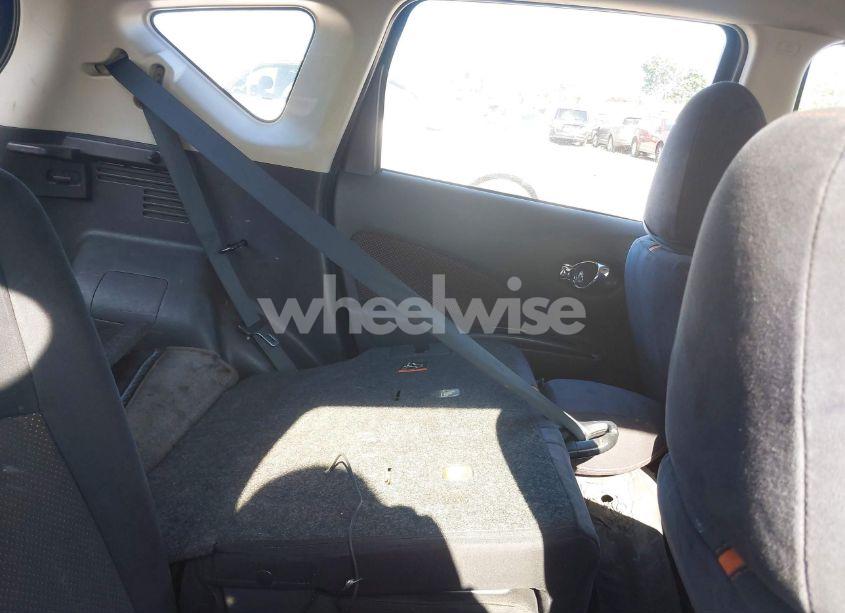 Photo 8 of 2015 Nissan Versa NOTE SR (VIN 3N1CE2CP3FL386530)