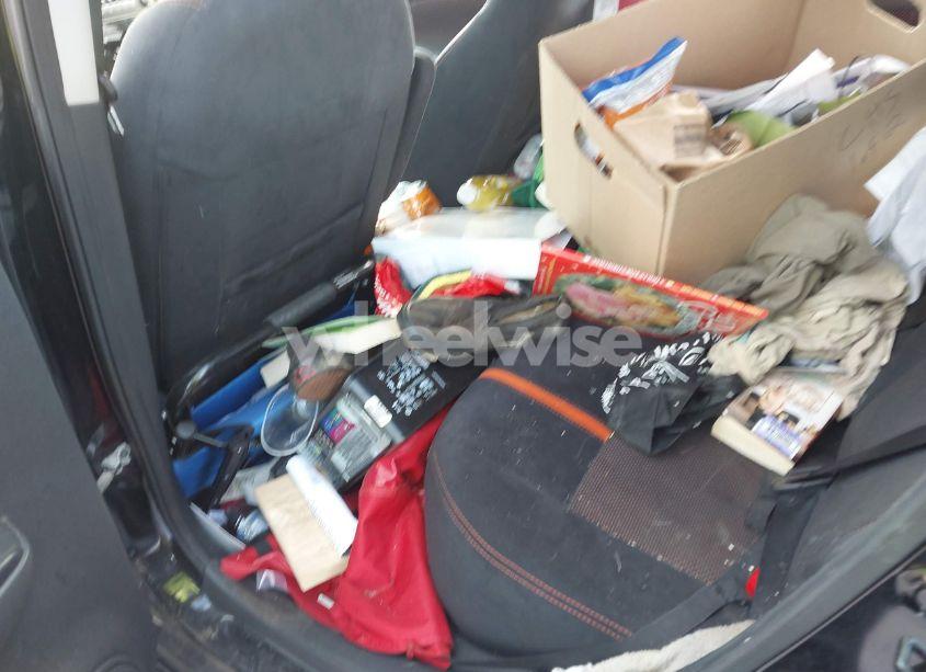 Photo 8 of 2015 Nissan Versa NOTE SR (VIN 3N1CE2CP3FL389962)