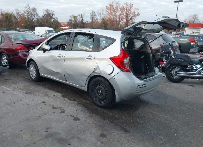 Photo 3 of 2015 Nissan Versa NOTE SV (VIN 3N1CE2CP3FL399861)