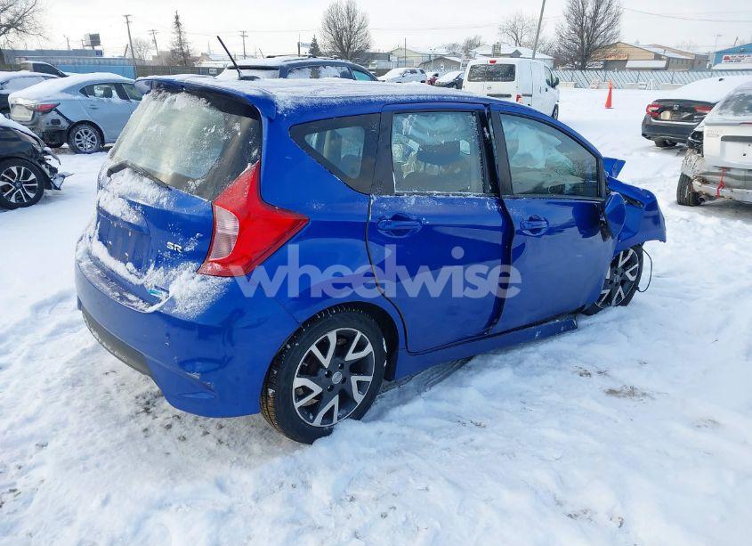 Photo 4 of 2015 Nissan Versa NOTE SR (VIN 3N1CE2CP3FL412298)