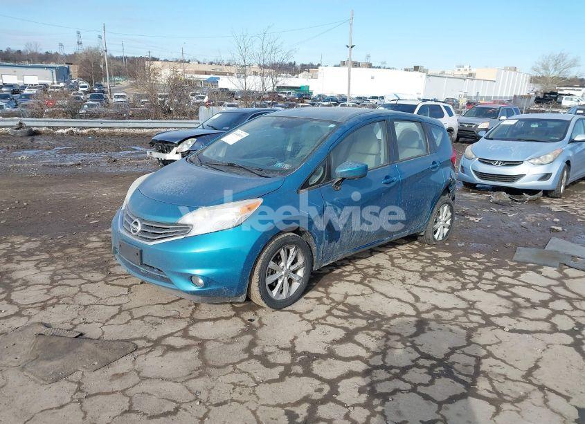 Photo 2 of 2015 Nissan Versa NOTE SL (VIN 3N1CE2CP3FL419901)