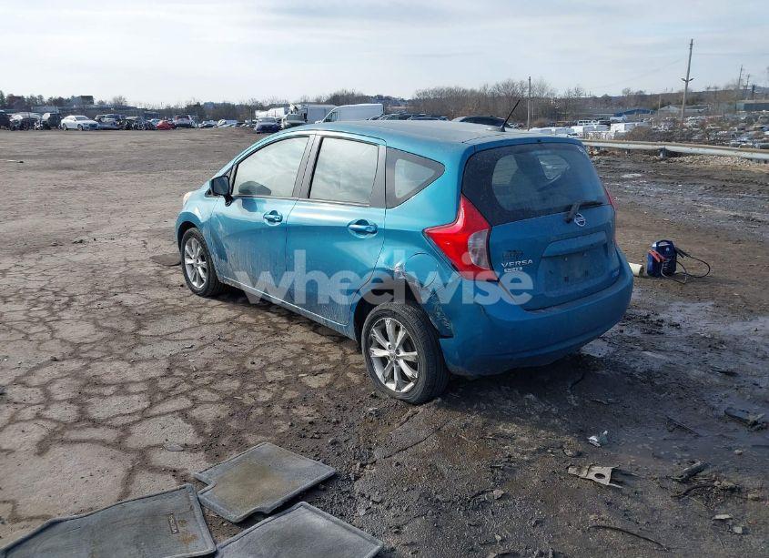 Photo 3 of 2015 Nissan Versa NOTE SL (VIN 3N1CE2CP3FL419901)