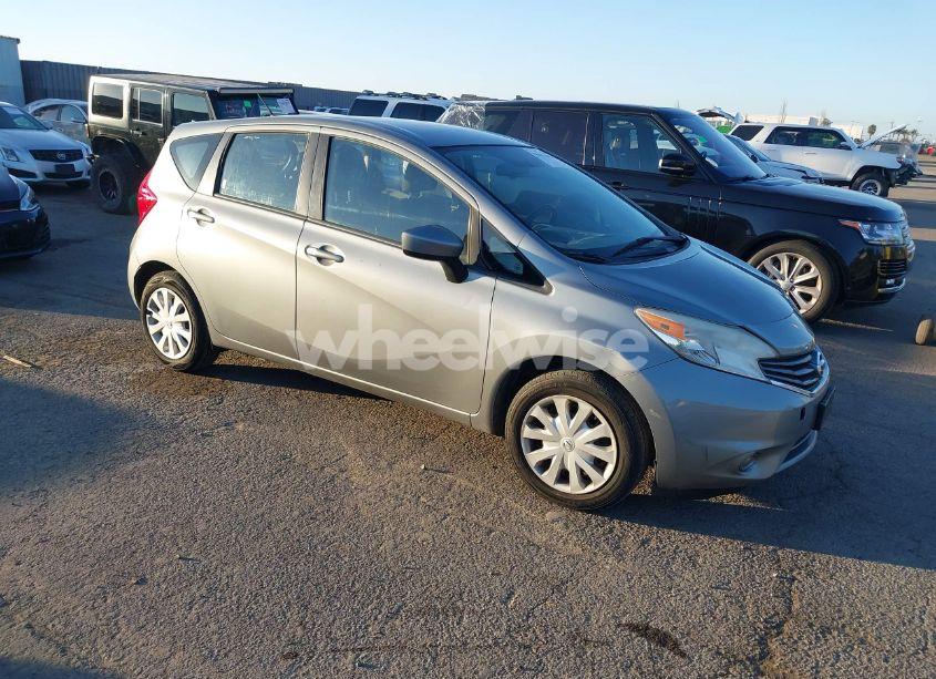 2015 Nissan Versa NOTE S (SR)/S PLUS/SL/SR/SV (VIN 3N1CE2CP3FL421650) main photo