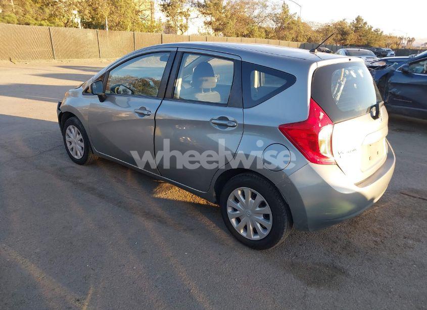 Photo 3 of 2015 Nissan Versa NOTE S (SR)/S PLUS/SL/SR/SV (VIN 3N1CE2CP3FL421650)