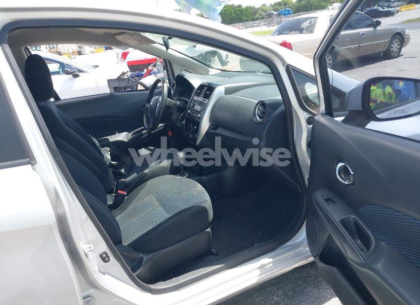 Photo 5 of 2015 Nissan Versa NOTE S (SR)/S PLUS/SL/SR/SV (VIN 3N1CE2CP3FL425195)