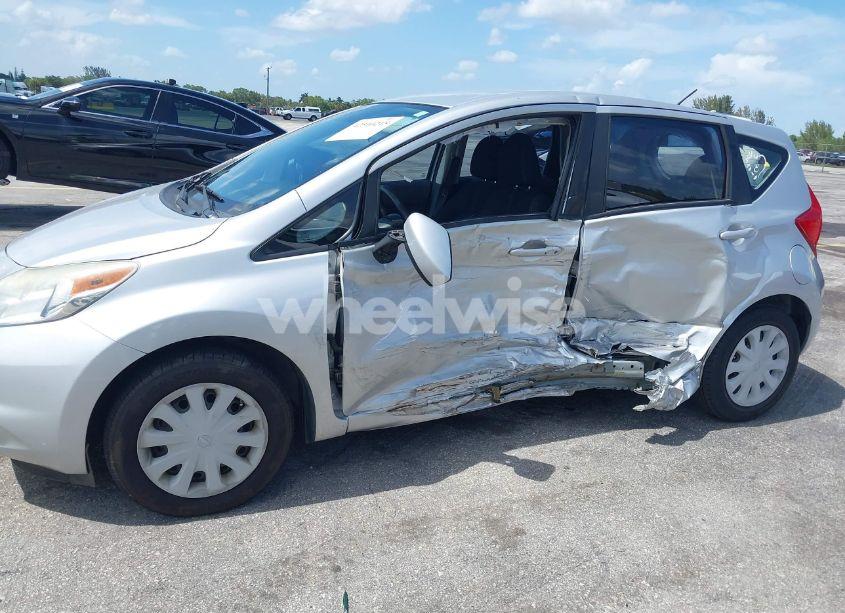 Photo 6 of 2015 Nissan Versa NOTE S (SR)/S PLUS/SL/SR/SV (VIN 3N1CE2CP3FL425195)
