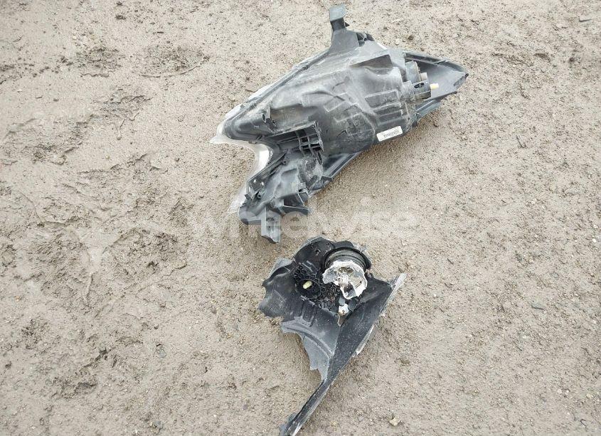 Photo 12 of 2015 Nissan Versa NOTE S PLUS (VIN 3N1CE2CP3FL446239)