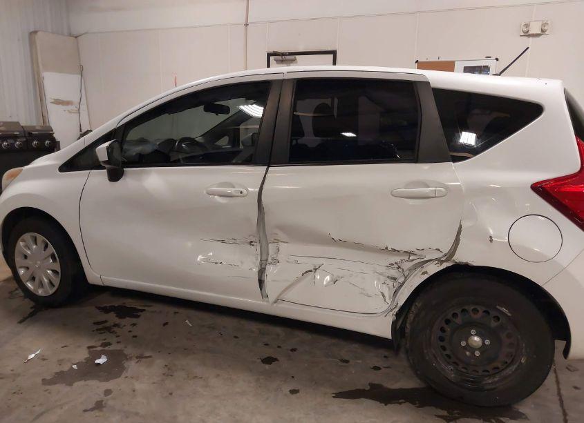 Photo 14 of 2015 Nissan Versa NOTE SV (VIN 3N1CE2CP3FL448279)