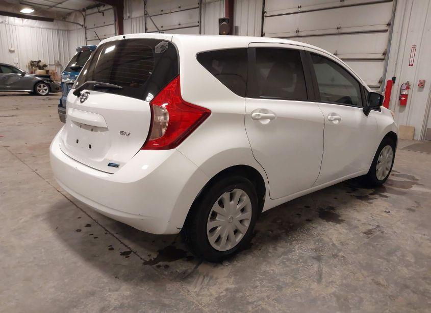 Photo 4 of 2015 Nissan Versa NOTE SV (VIN 3N1CE2CP3FL448279)