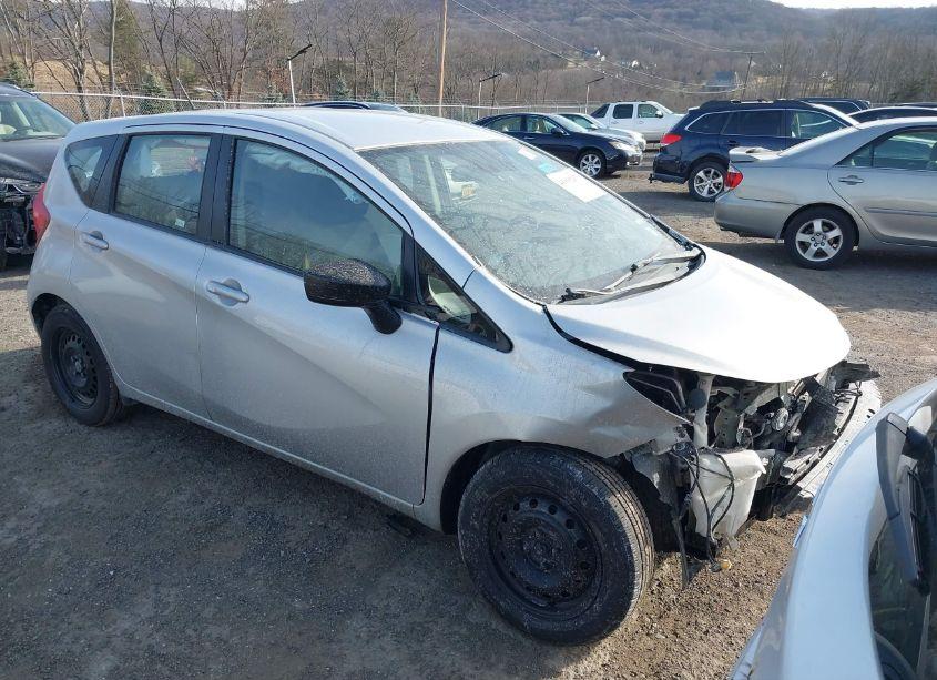 2016 Nissan Versa NOTE S (SR)/S PLUS/SL/SR/SV (VIN 3N1CE2CP3GL362827) main photo