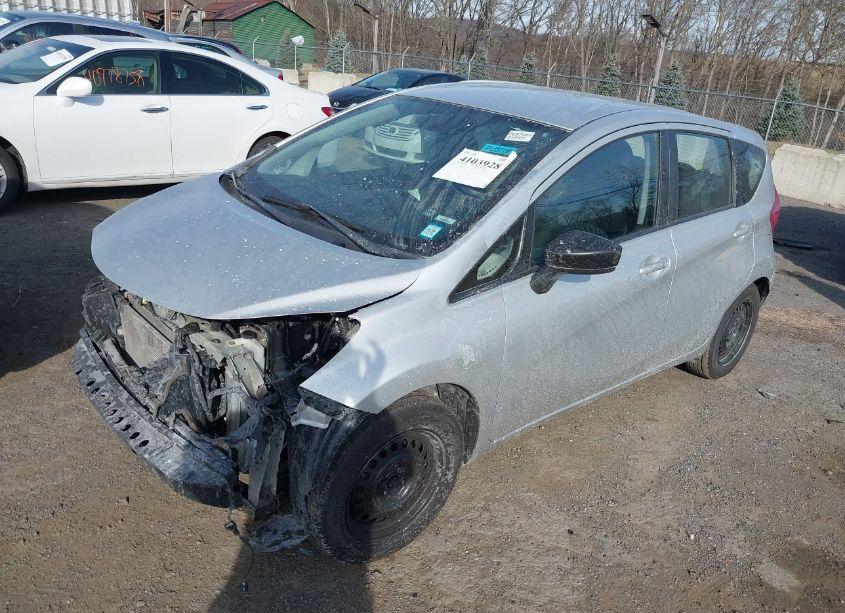Photo 2 of 2016 Nissan Versa NOTE S (SR)/S PLUS/SL/SR/SV (VIN 3N1CE2CP3GL362827)