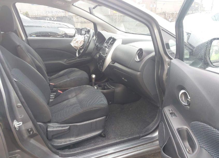 Photo 5 of 2016 Nissan Versa NOTE SV (VIN 3N1CE2CP3GL389770)
