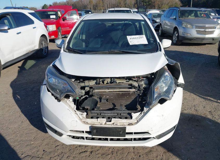 Photo 12 of 2018 Nissan Versa NOTE SV (VIN 3N1CE2CP3JL352368)