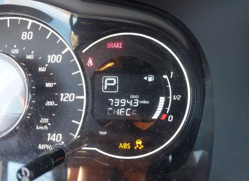 Photo 15 of 2018 Nissan Versa NOTE SV (VIN 3N1CE2CP3JL352368)