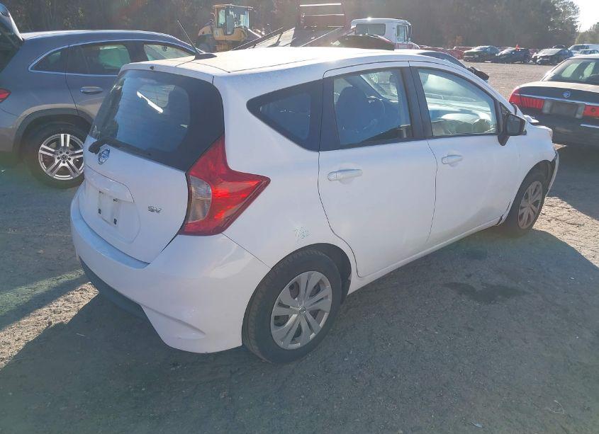 Photo 4 of 2018 Nissan Versa NOTE SV (VIN 3N1CE2CP3JL352368)