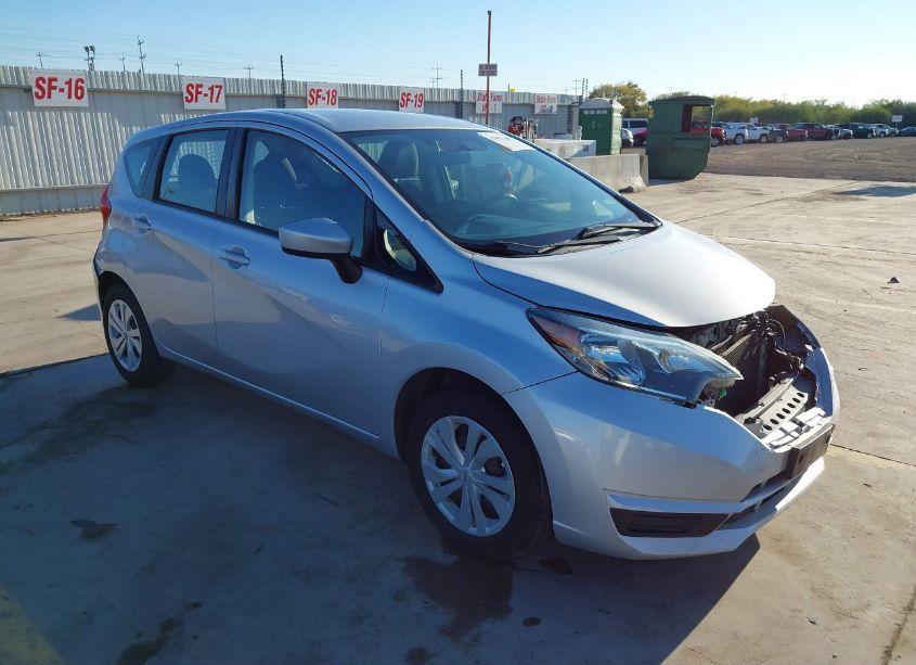 2018 Nissan Versa NOTE SV (VIN 3N1CE2CP3JL364990) main photo