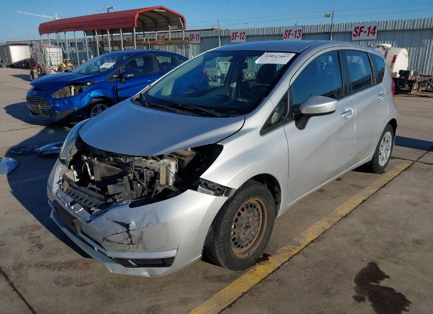 Photo 2 of 2018 Nissan Versa NOTE SV (VIN 3N1CE2CP3JL364990)