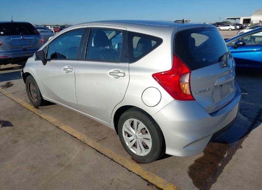Photo 3 of 2018 Nissan Versa NOTE SV (VIN 3N1CE2CP3JL364990)