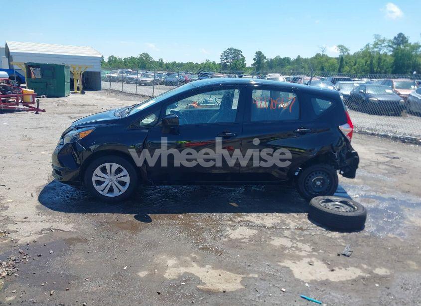 Photo 15 of 2019 Nissan Versa NOTE SV (VIN 3N1CE2CP3KL362898)